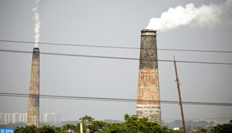 لقاء بطنجة يدعو الشركات إلى خفض بصمة الكربون
